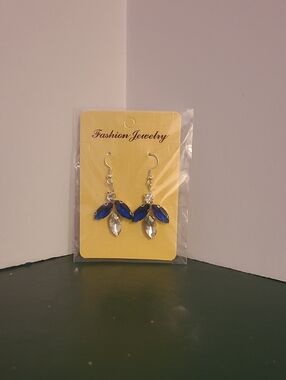 Fashion Jewelry Royal Blue and Clear Crystal Drop Earrings With Wire Hook